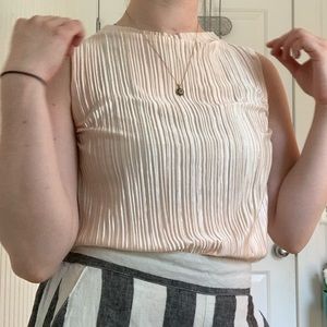 Crinkle cream shimmer sleeveless blouse